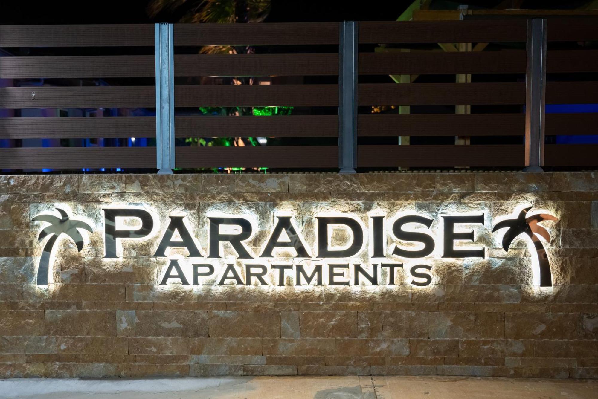 Paradise Apartments Artemida Eksteriør bilde